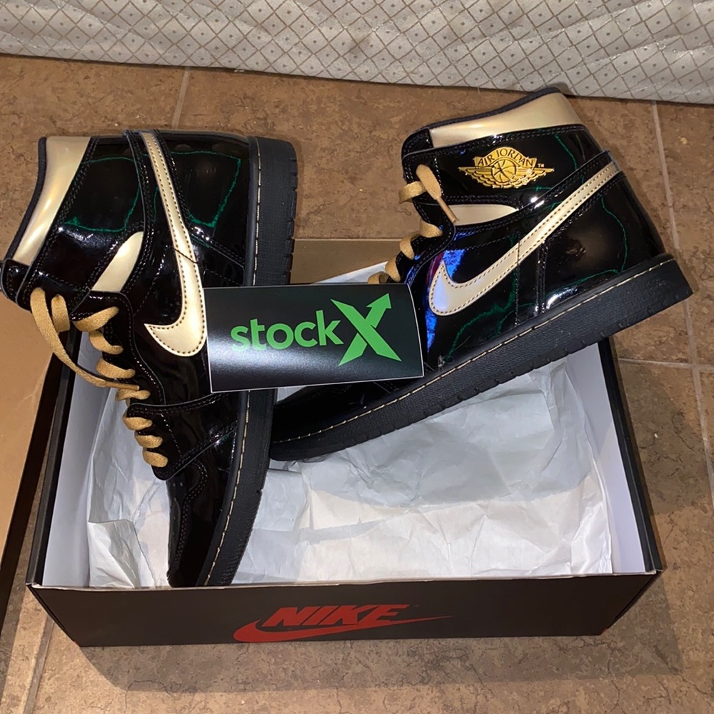 Nike Jordan 1’s Gold & Black